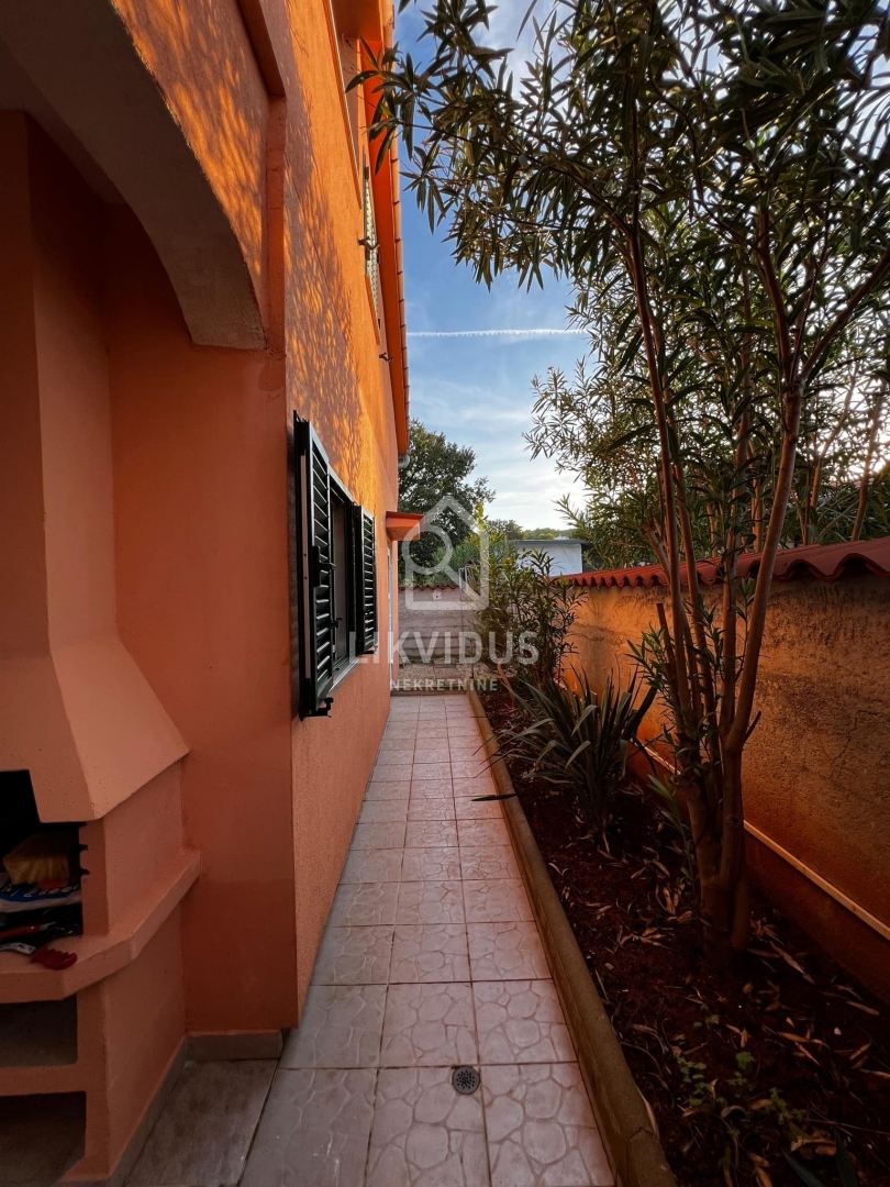 Hiša Ližnjan, 140m2