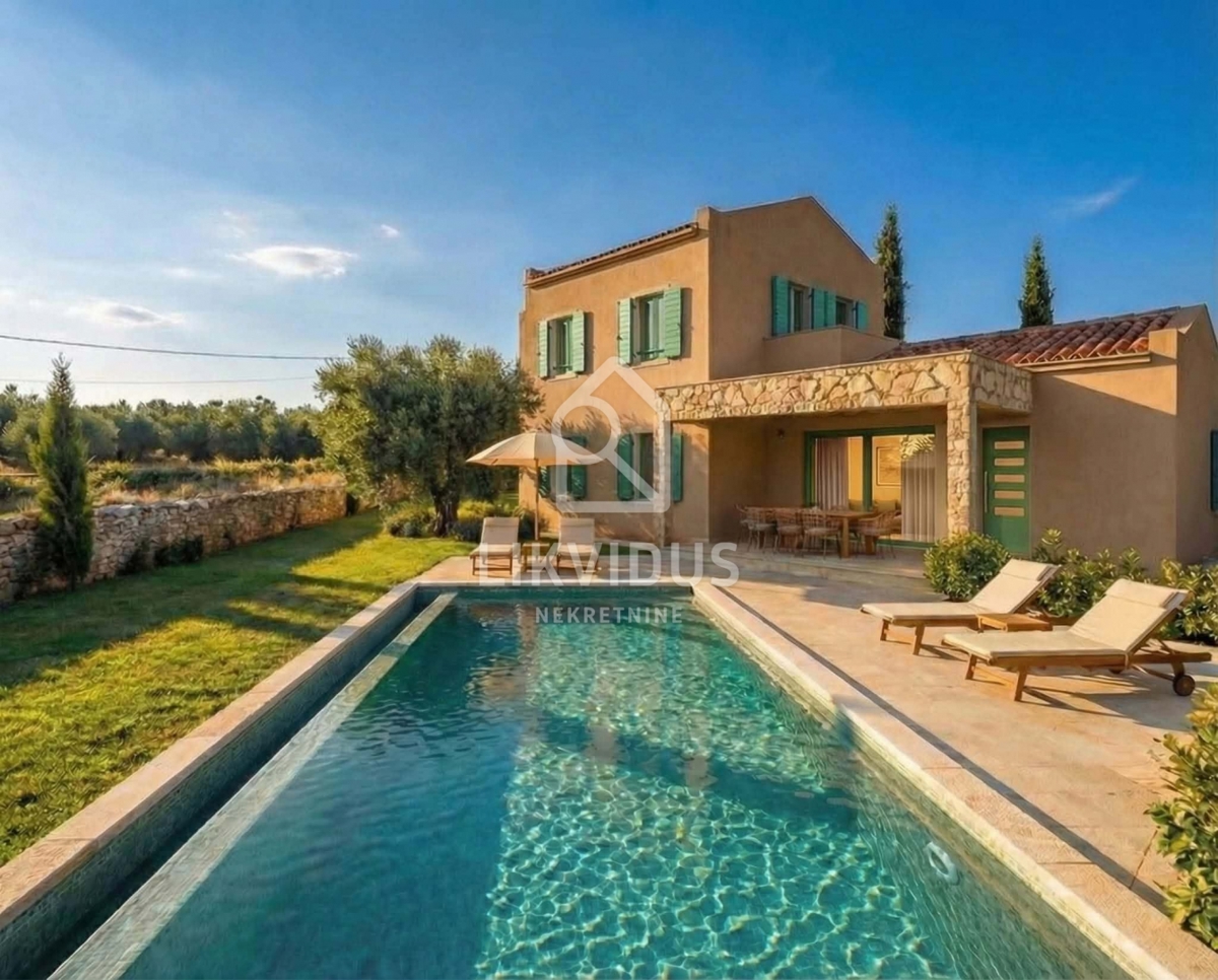 Hiša Šumber, Sveta Nedelja, 150m2