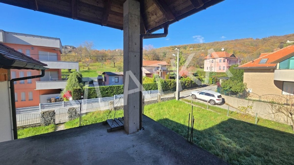 ŠESTINE: NEIZGRAJENA HIŠA 398 m2 Z VSEMI DOVOLJENJI