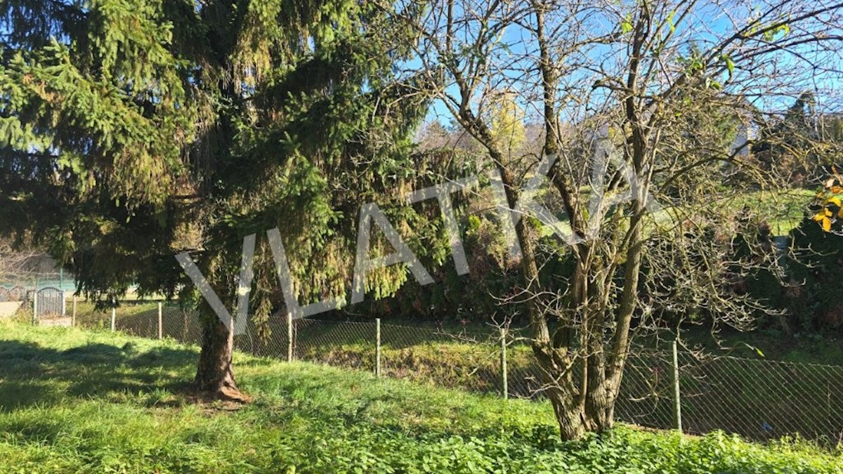 ŠESTINE: NEIZGRAJENA HIŠA 398 m2 Z VSEMI DOVOLJENJI