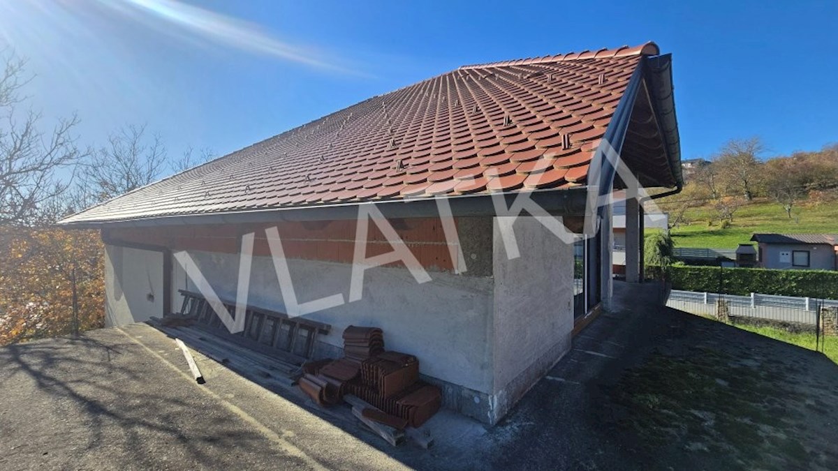 ŠESTINE: NEIZGRAJENA HIŠA 398 m2 Z VSEMI DOVOLJENJI