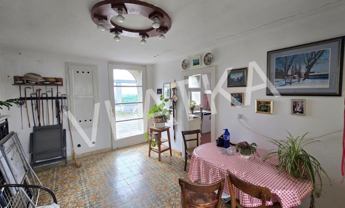 VILLA NA TUŠKANCU