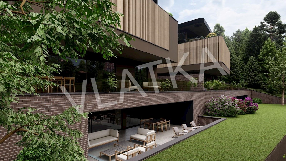 NOVOGRADNJA – GRADBENO ZEMLJIŠČE 1400 m² Z GRADBENIM DOVOLJENJEM