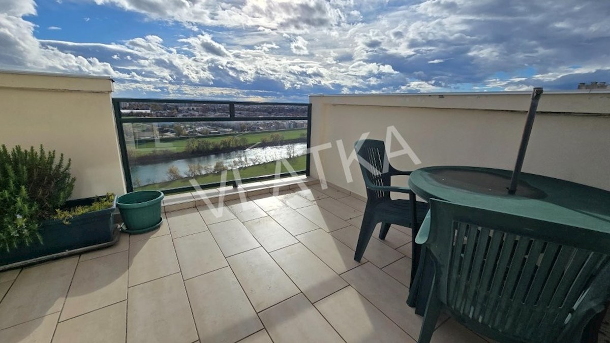 CVJETNO NASLJE: 3-SOBNO STANOVANJE Z BALKONOM IN ČUDOVITIM RAZGLEDOM