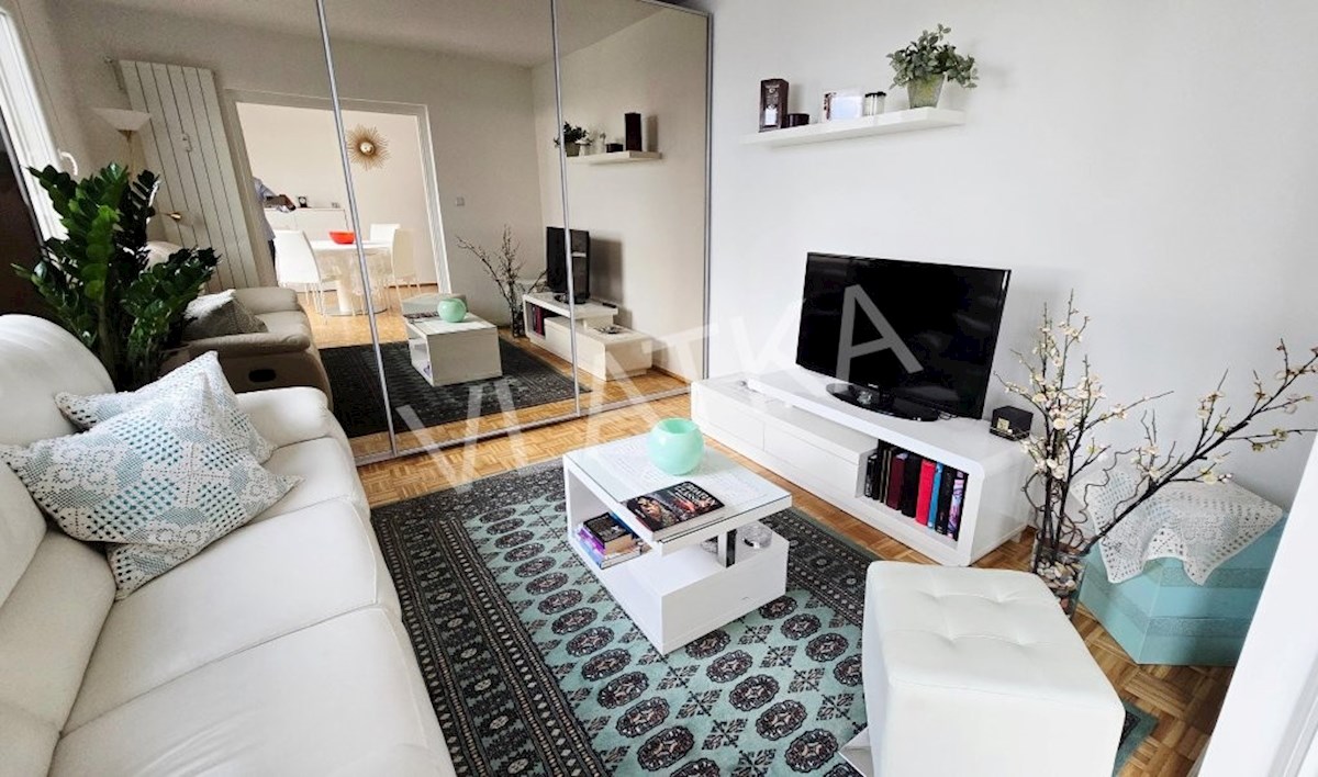 CVJETNO NASLJE: 3-SOBNO STANOVANJE Z BALKONOM IN ČUDOVITIM RAZGLEDOM