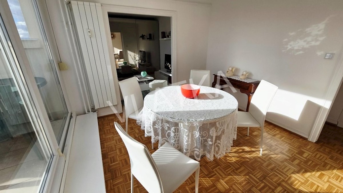 CVJETNO NASLJE: 3-SOBNO STANOVANJE Z BALKONOM IN ČUDOVITIM RAZGLEDOM