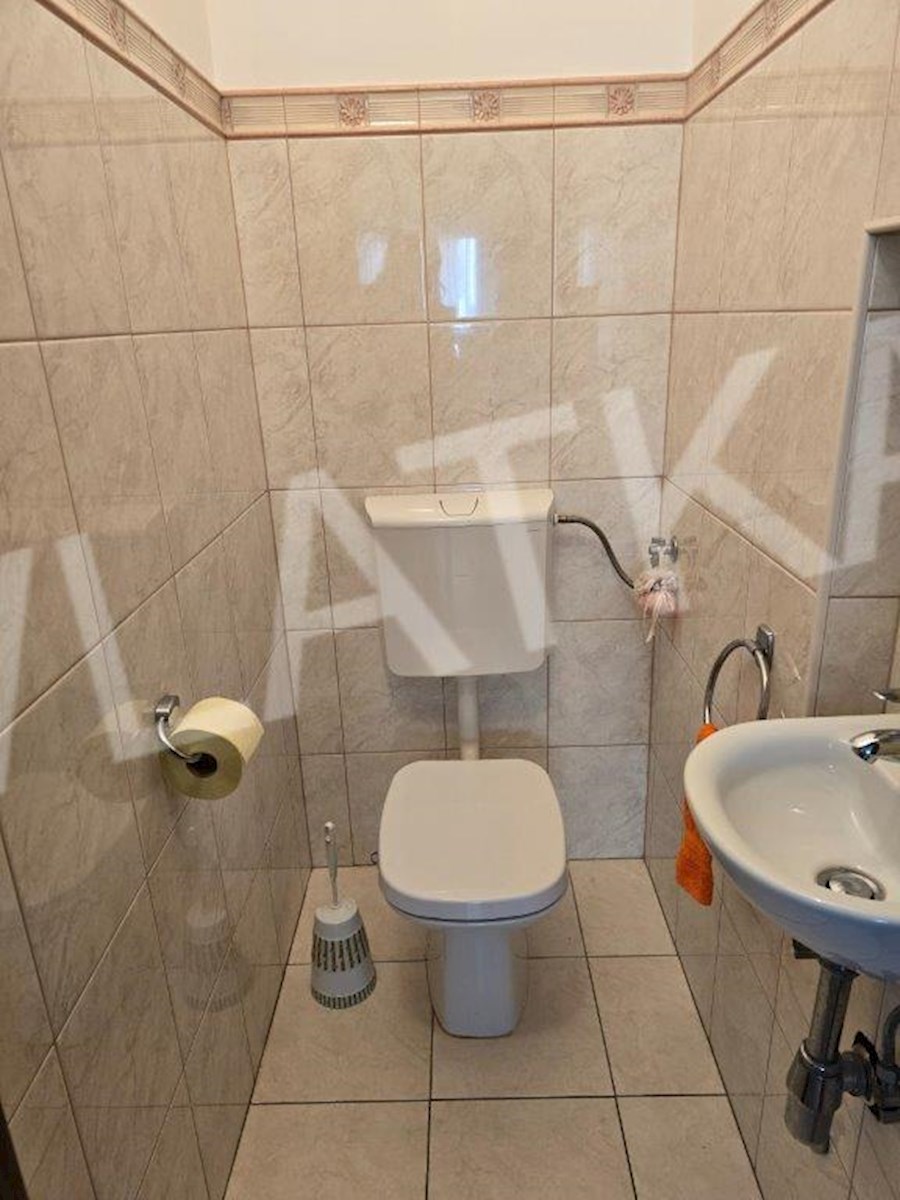 5-SOBNO STANOVANJE (PENTHOUSE) Z 2 BALKONOM IN TERASO NA MLINOVEM