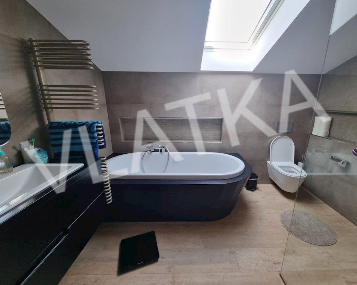 LUKSUZNA VILLA MLINOVI S 5 PARKIRNIMI MESTMI