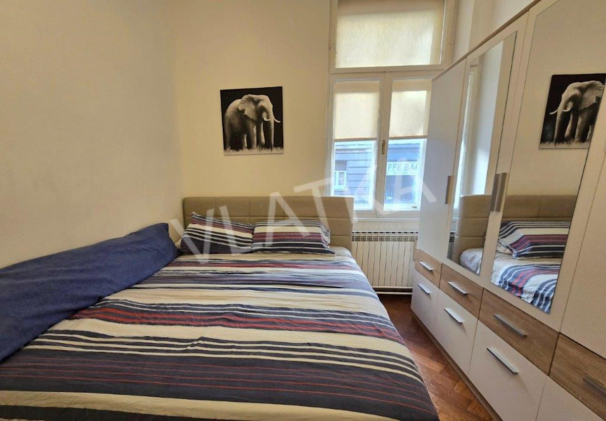KLIMNO CIVILNO 4-SOBNO STANOVANJE S TERASO V CENTRU MESTA