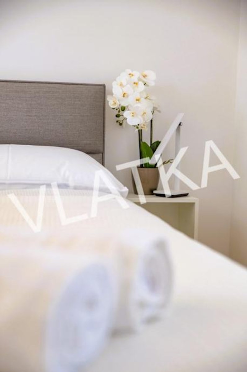 IČIĆI – LUKSUZNO 3-SOBNO STANOVANJE Z GARAŽO