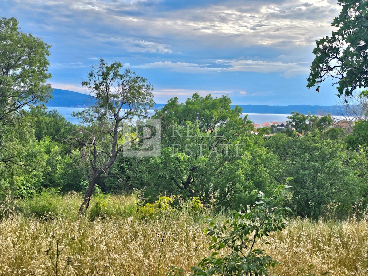 NOVI VINODOLSKI - gradbeno zemljišče s pogledom na morje