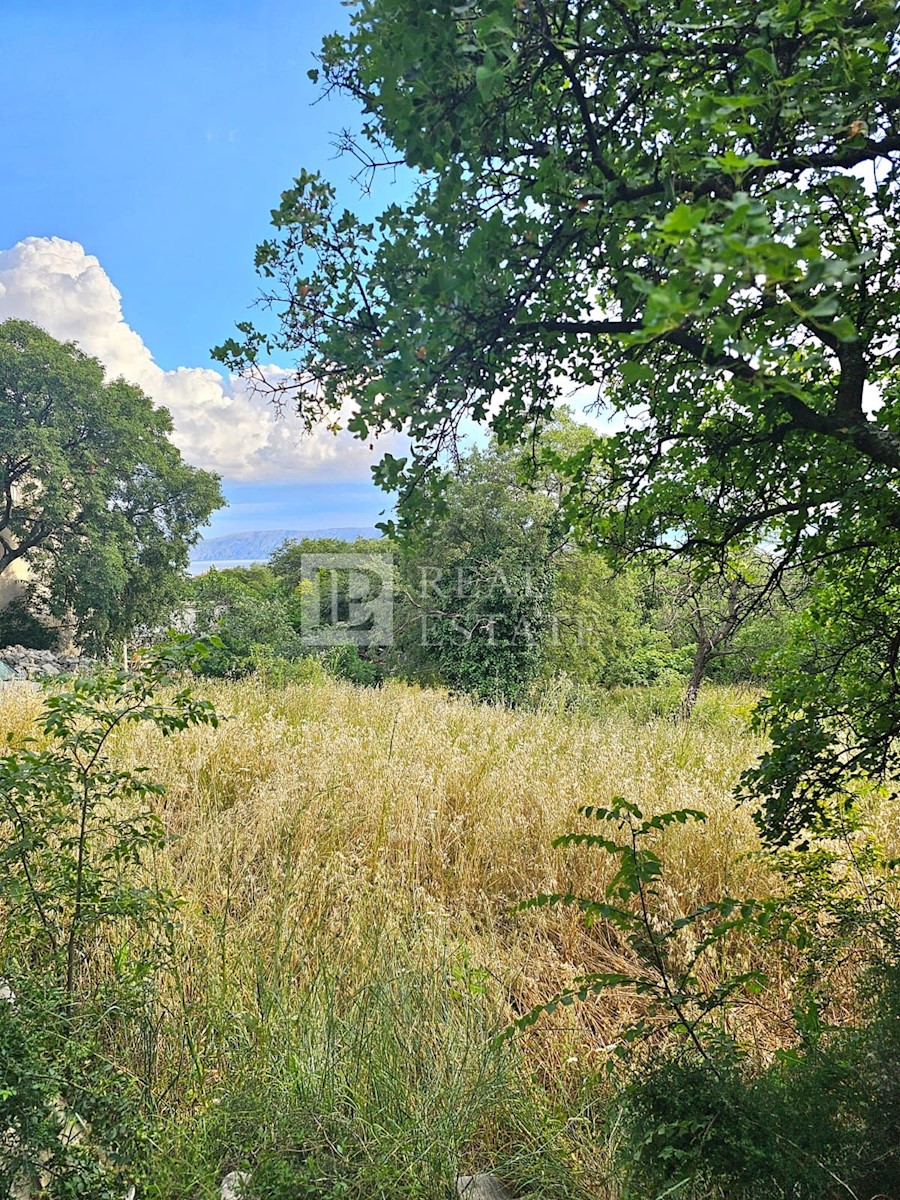 NOVI VINODOLSKI - gradbeno zemljišče s pogledom na morje