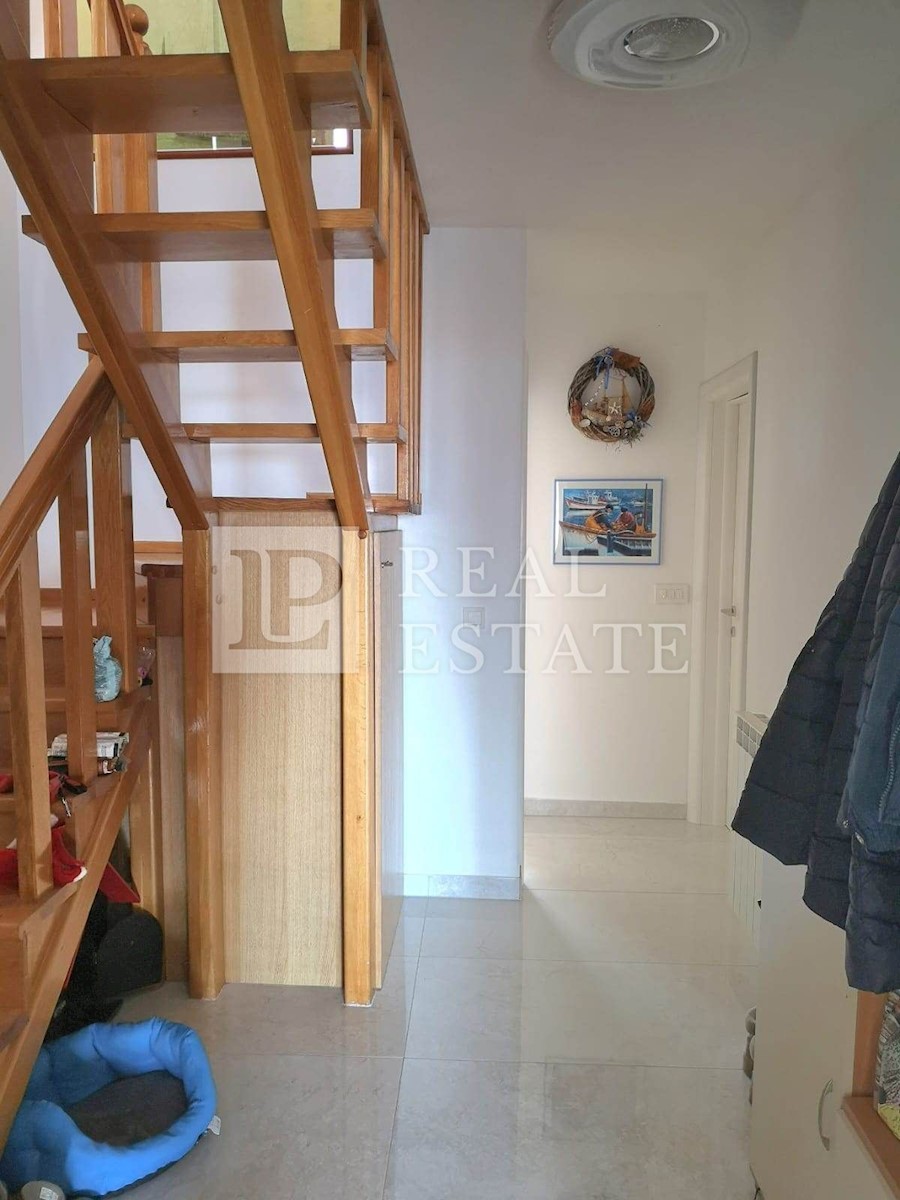 MALINSKA - apartma s pogledom na morje