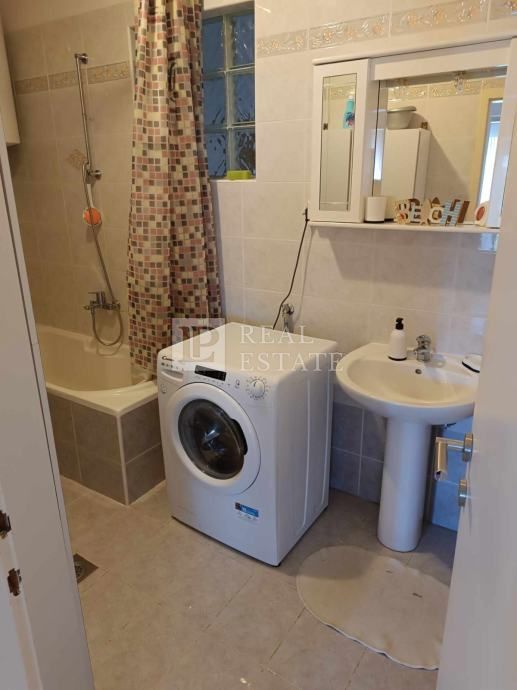 CRIKVENICA - dvosobni apartma blizu morja