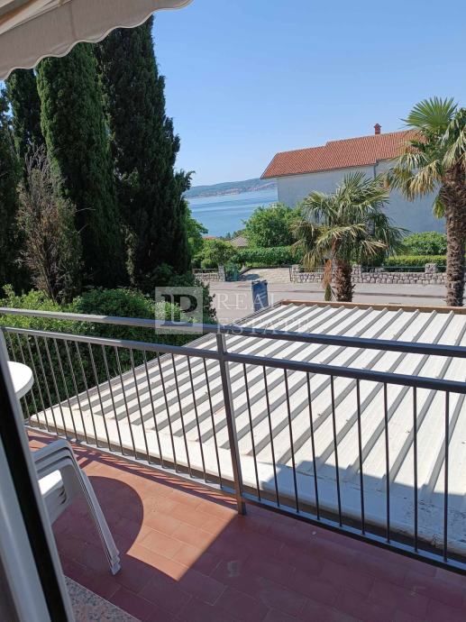 CRIKVENICA - dvosobni apartma blizu morja