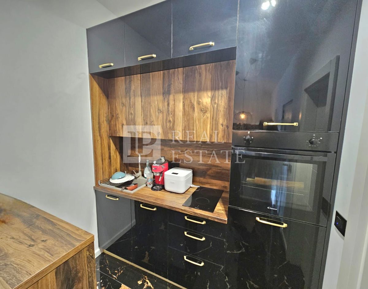 CRIKVENICA - novogradnja z odprtim pogledom na morje