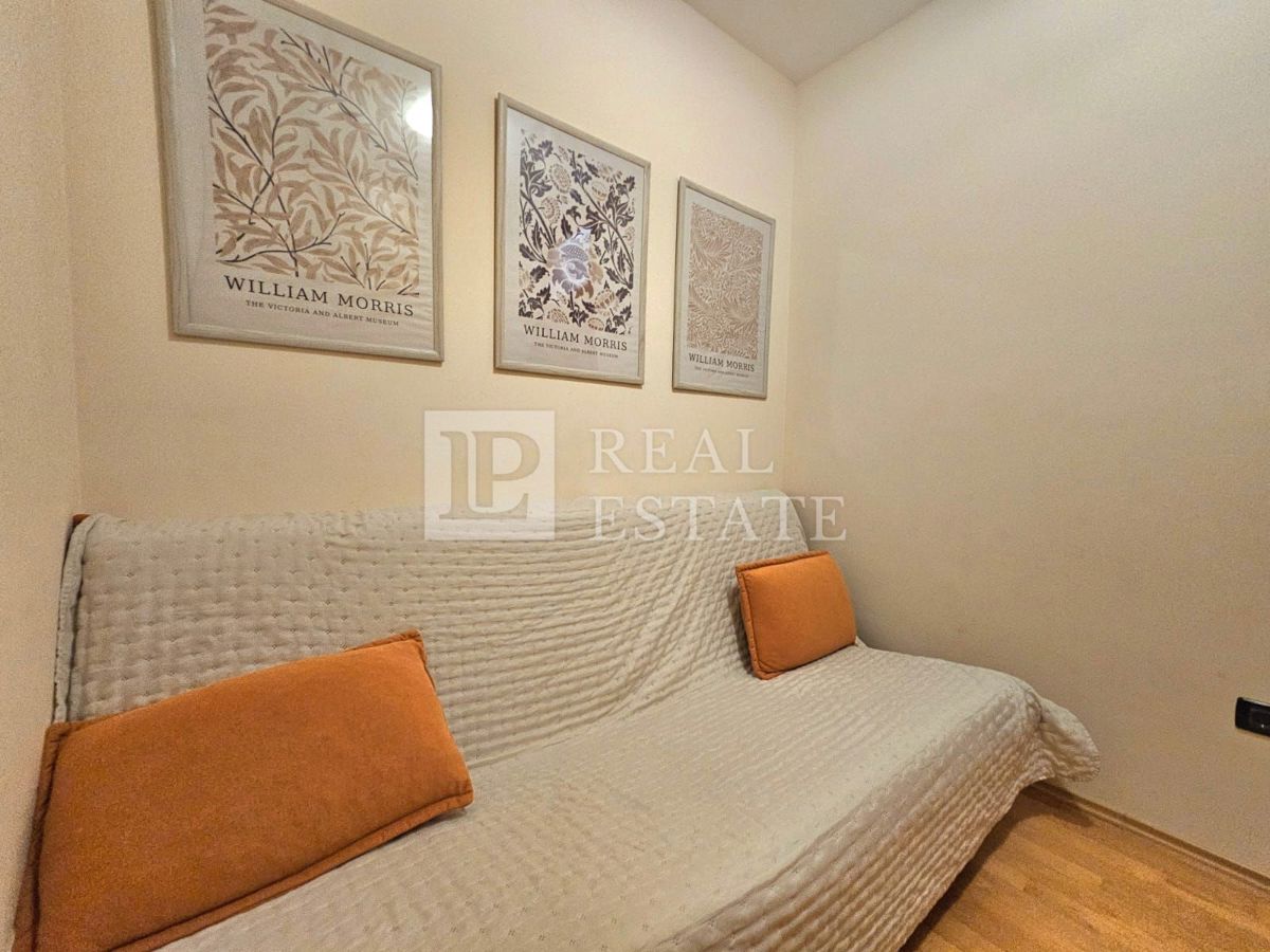 NOVI VINODOLSKI - 2-sobno stanovanje na fantastični lokaciji