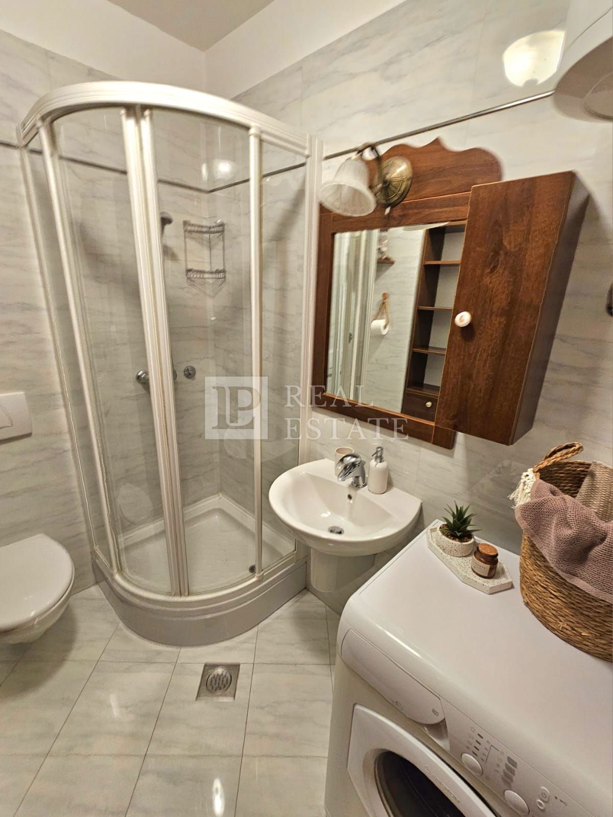 NOVI VINODOLSKI - 2-sobno stanovanje na fantastični lokaciji