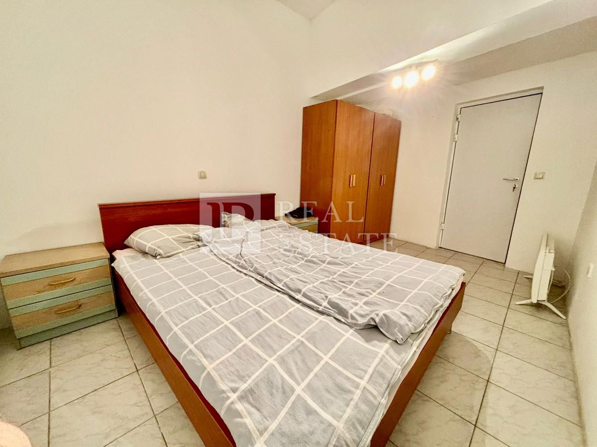 JADRANOVO - trisobno stanovanje s čudovito teraso