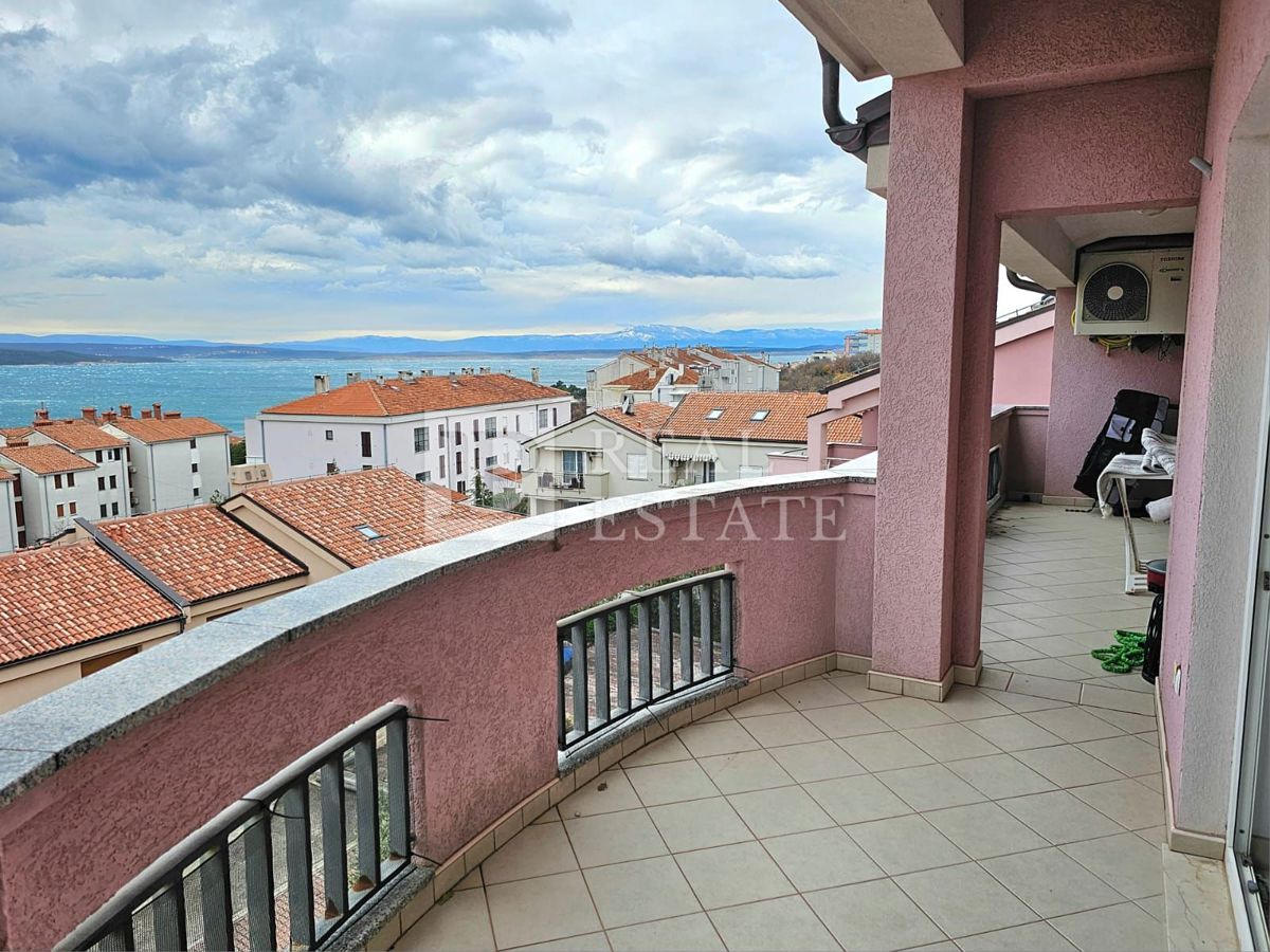 CRIKVENICA - luksuzen penthouse 182 m2