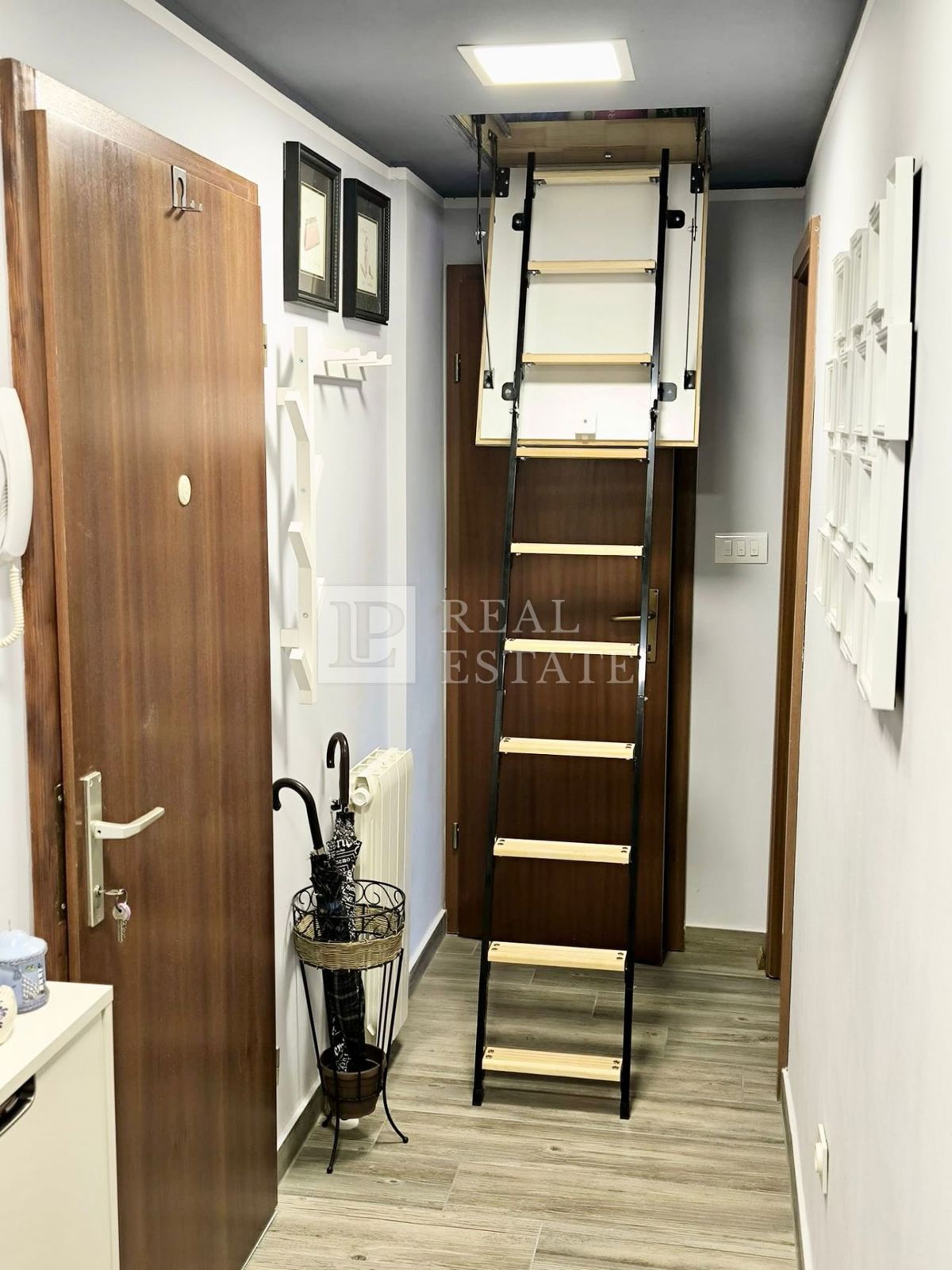 NOVI VINODOLSKI - stanovanje s pogledom na morje v centru