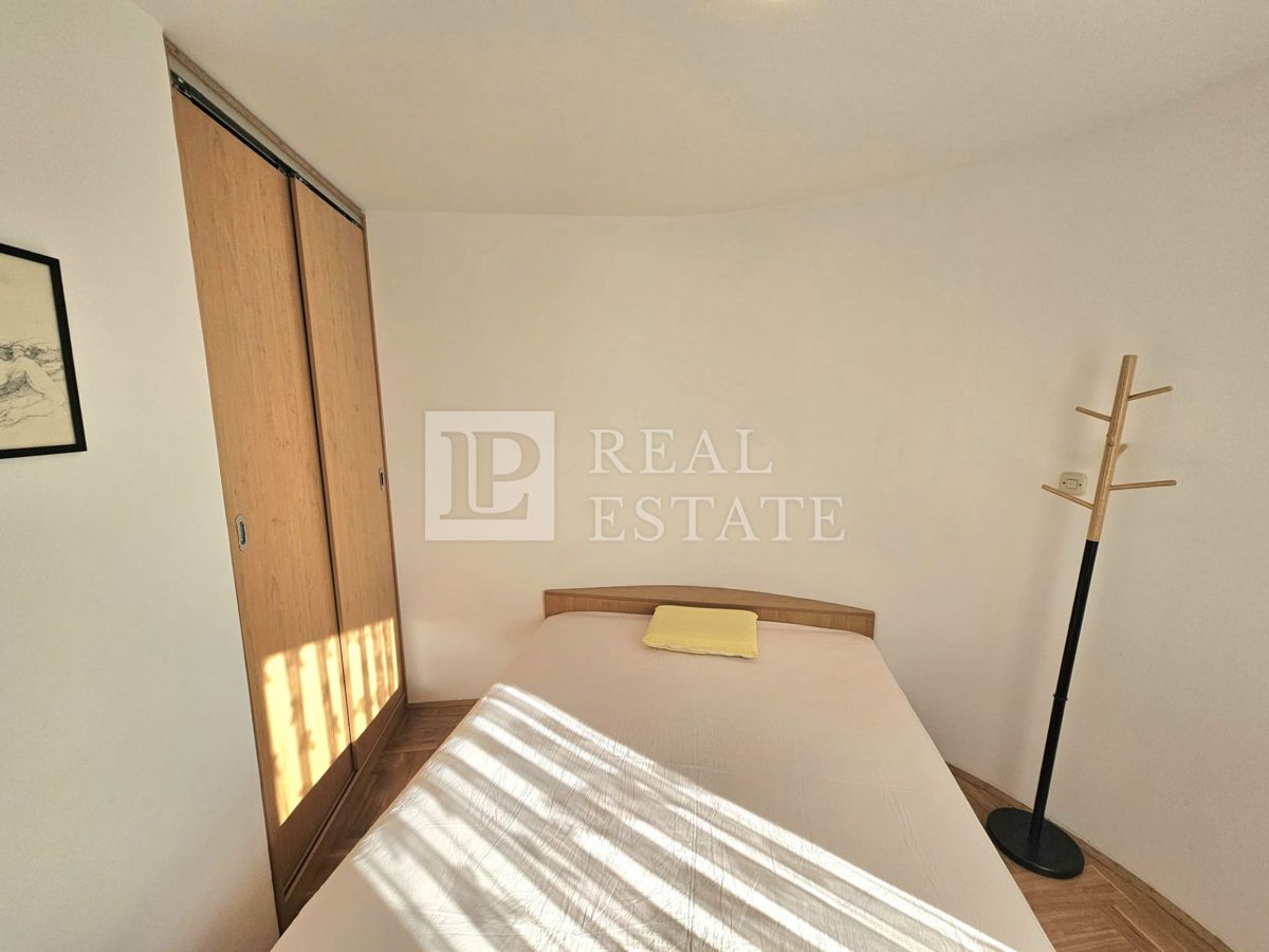 CRIKVENICA - 2-sobno stanovanje 450 metrov od morja