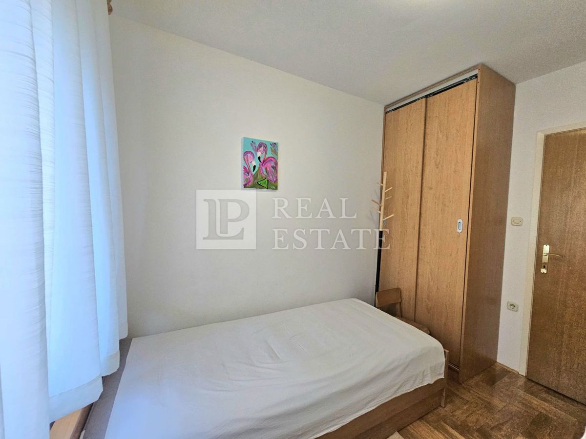 CRIKVENICA - 2-sobno stanovanje 450 metrov od morja