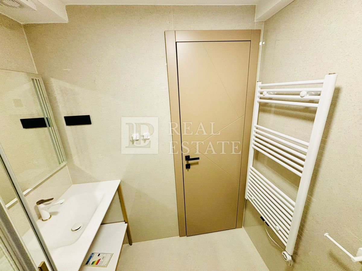 CRIKVENICA - ekskluzivno stanovanje v središču mesta