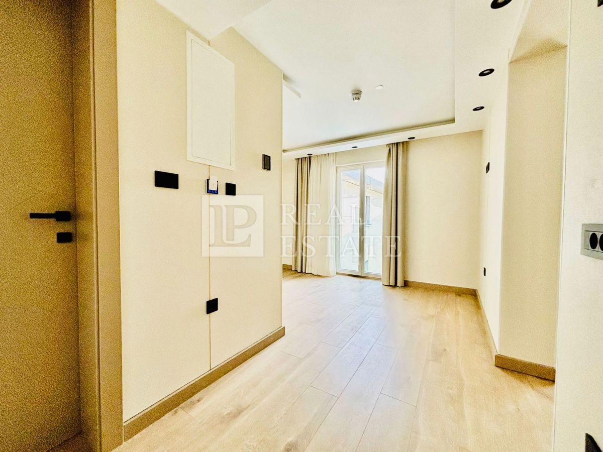 CRIKVENICA - ekskluzivno stanovanje v središču mesta