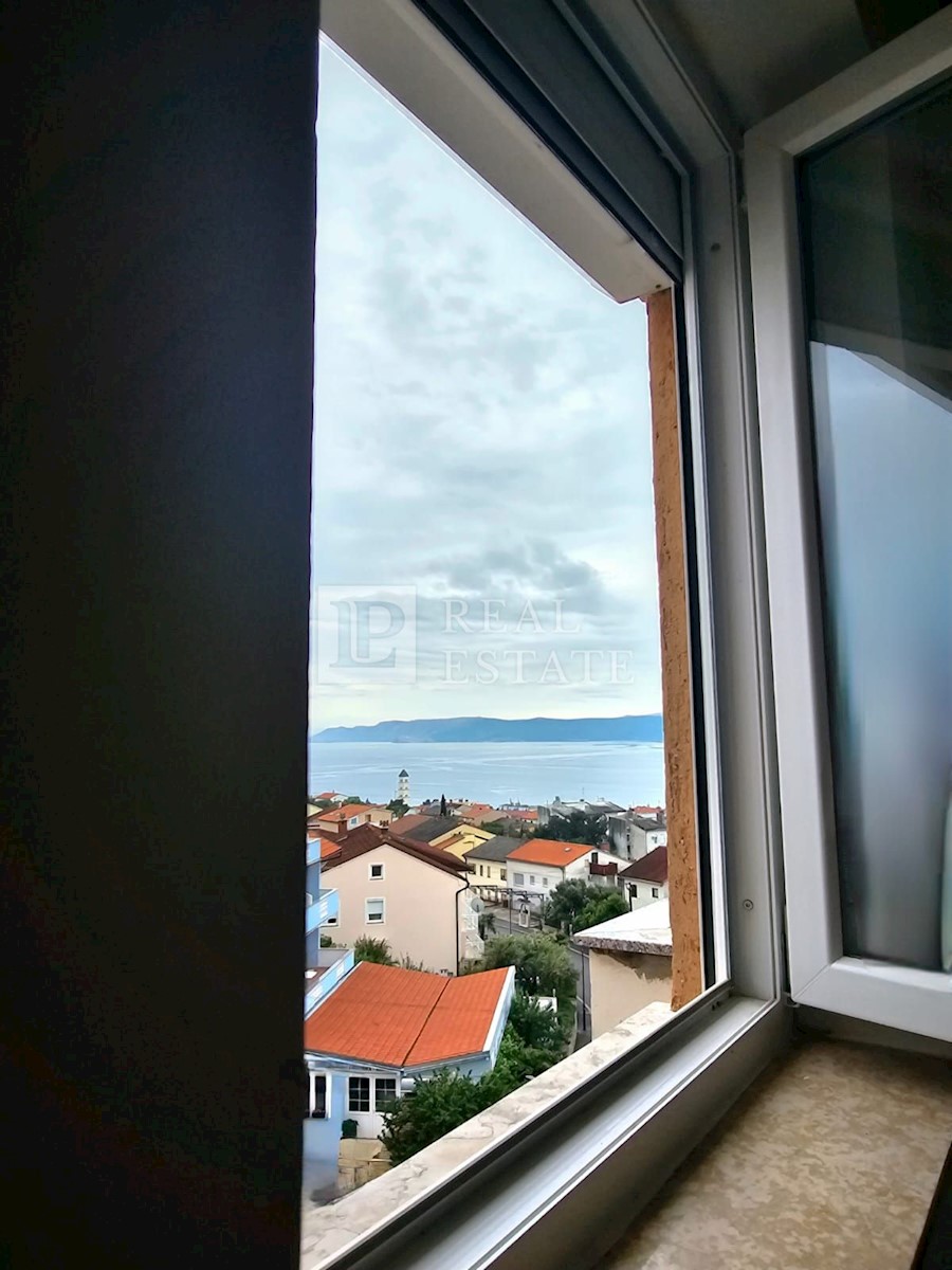 CRIKVENICA - stanovanje 82 m2 z najlepšim razgledom v mestu