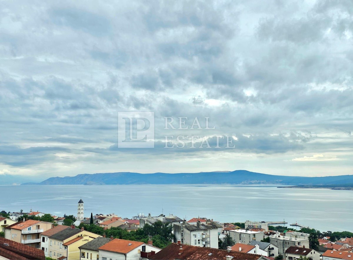 CRIKVENICA - stanovanje 82 m2 z najlepšim razgledom v mestu