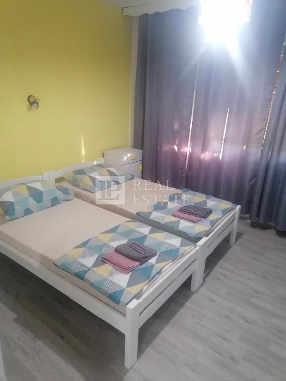 CRIKVENICA - dva apartmaja na odlični lokaciji