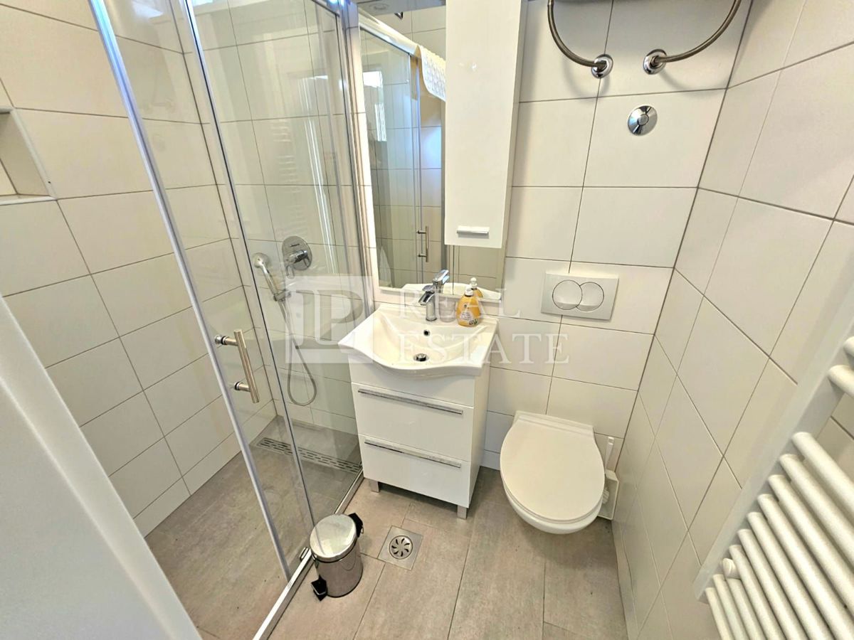 JADRANOVO - stanovanje v pritličju s teraso