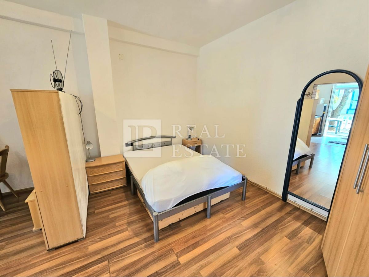 JADRANOVO - stanovanje v pritličju s teraso