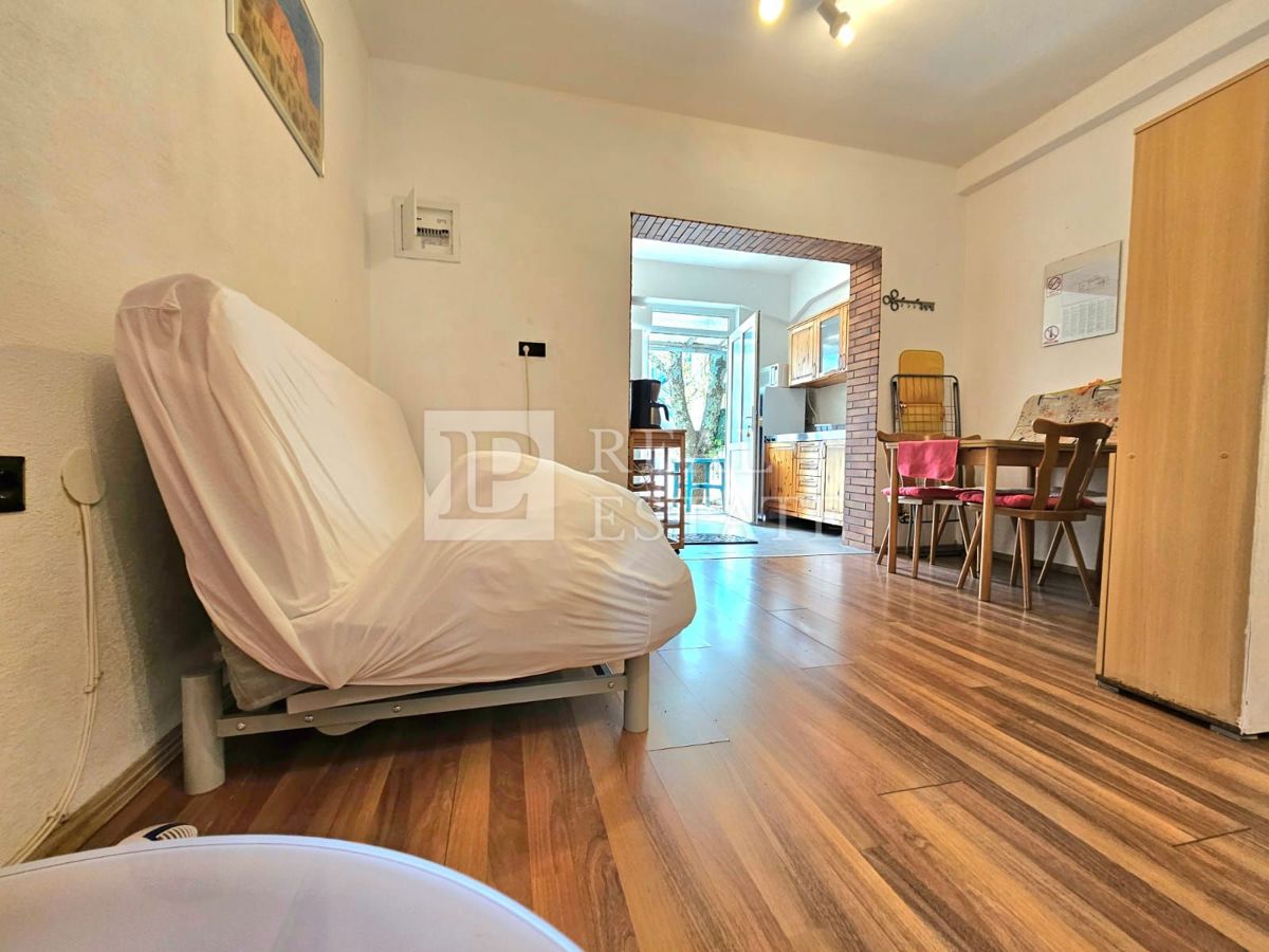 JADRANOVO - stanovanje v pritličju s teraso