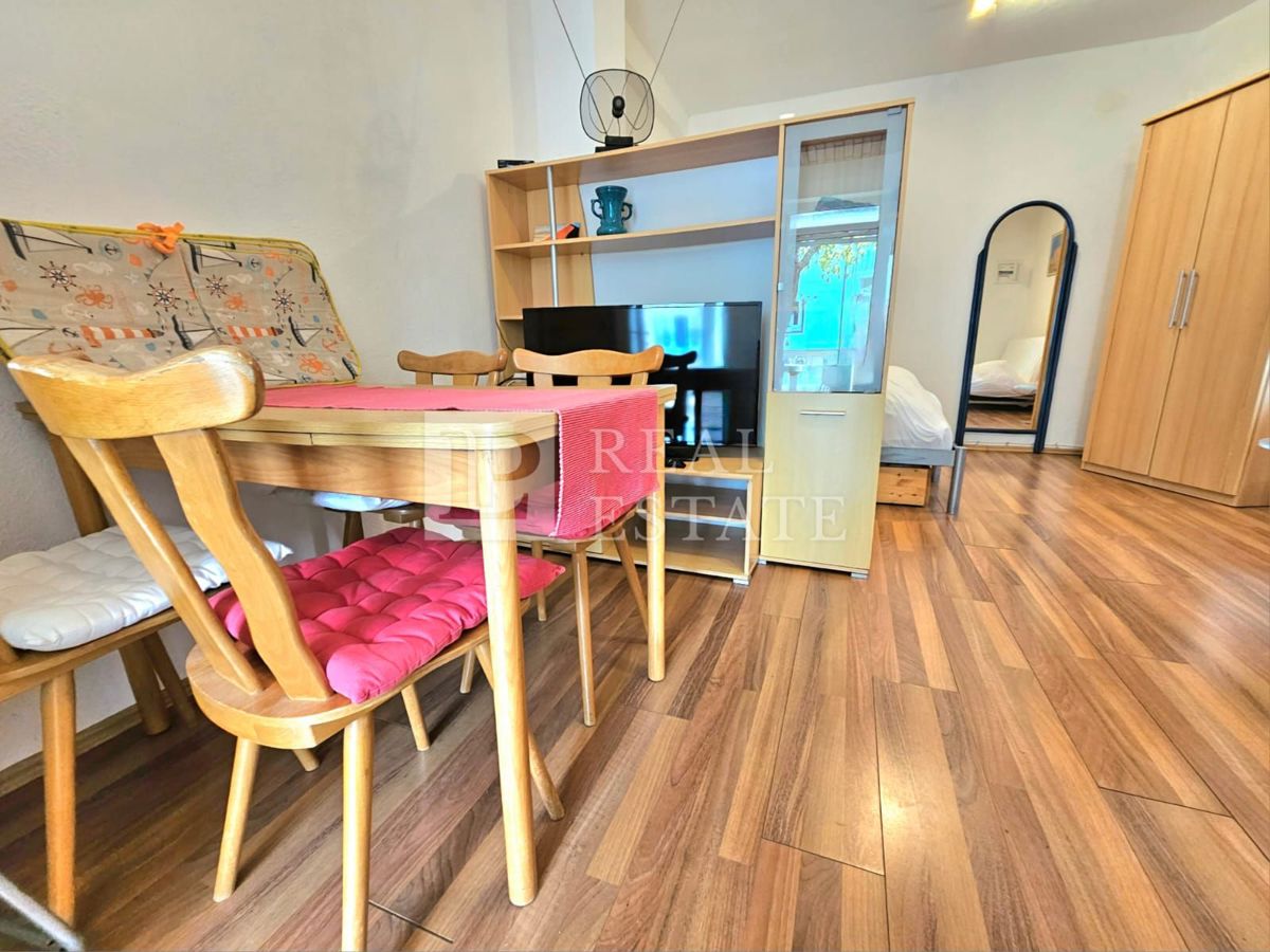 JADRANOVO - stanovanje v pritličju s teraso