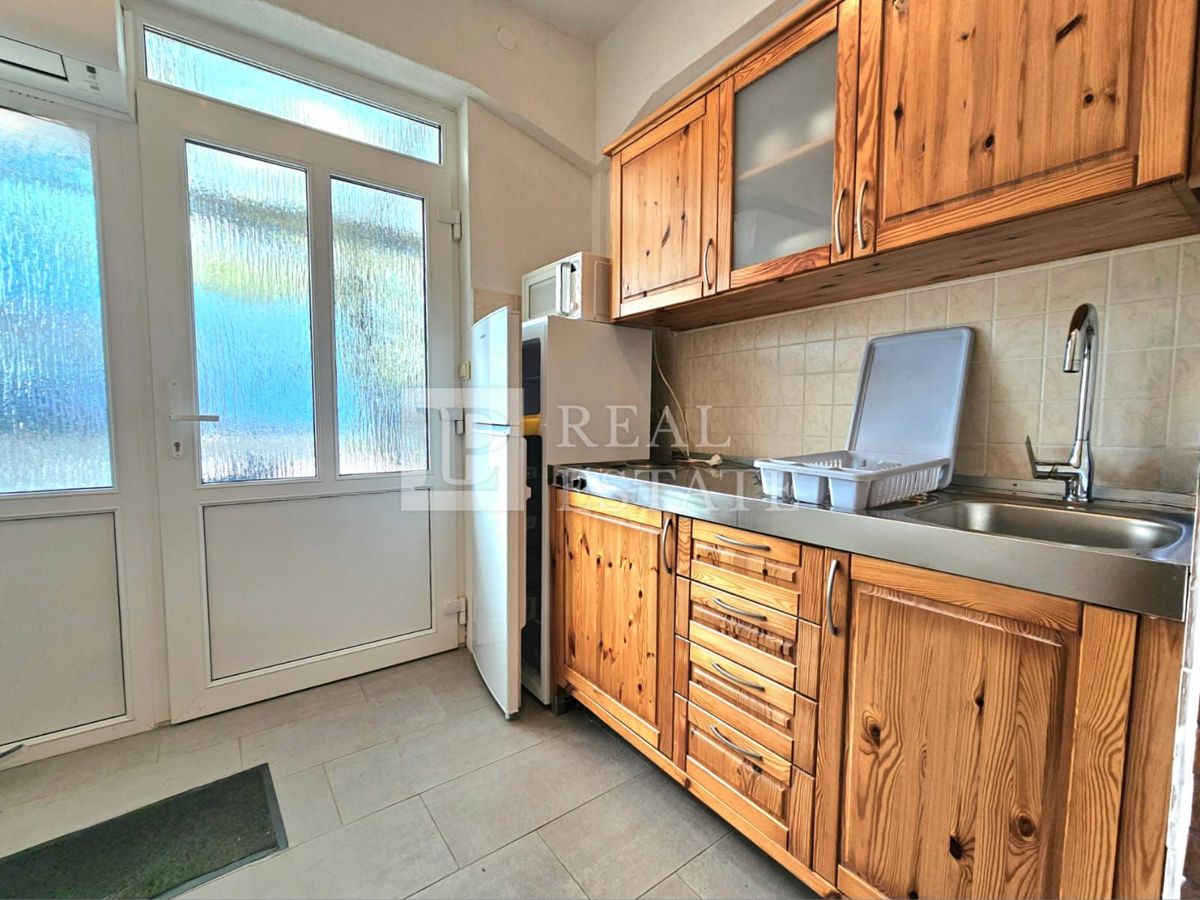 JADRANOVO - stanovanje v pritličju s teraso