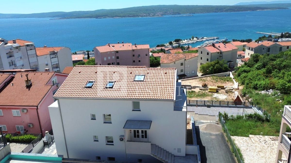 CRIKVENICA - trosobno stanovanje v luksuzni novogradnji