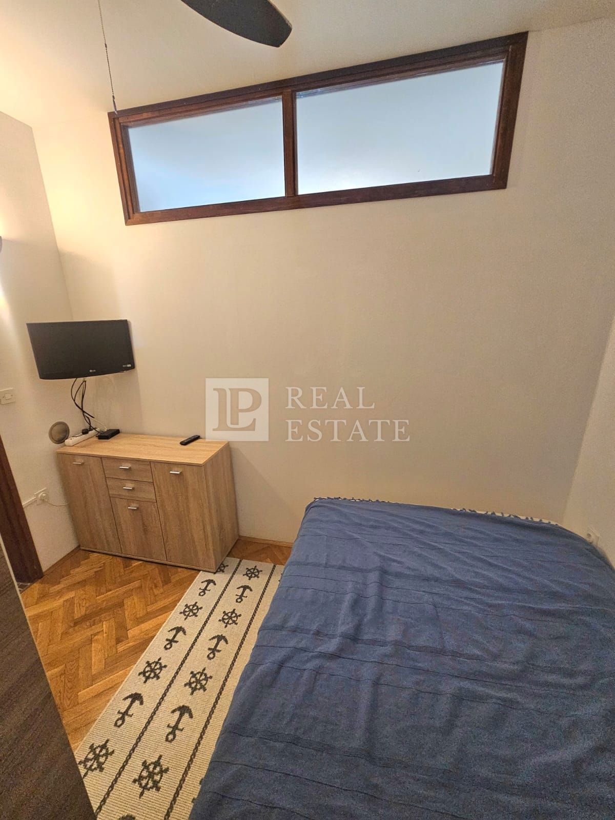 JADRANOVO - enosobno stanovanje v centru