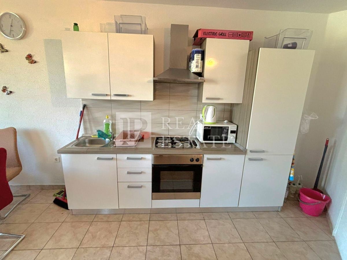 NOVI VINODOLSKI - stanovanje 2 spalnici + dnevna soba