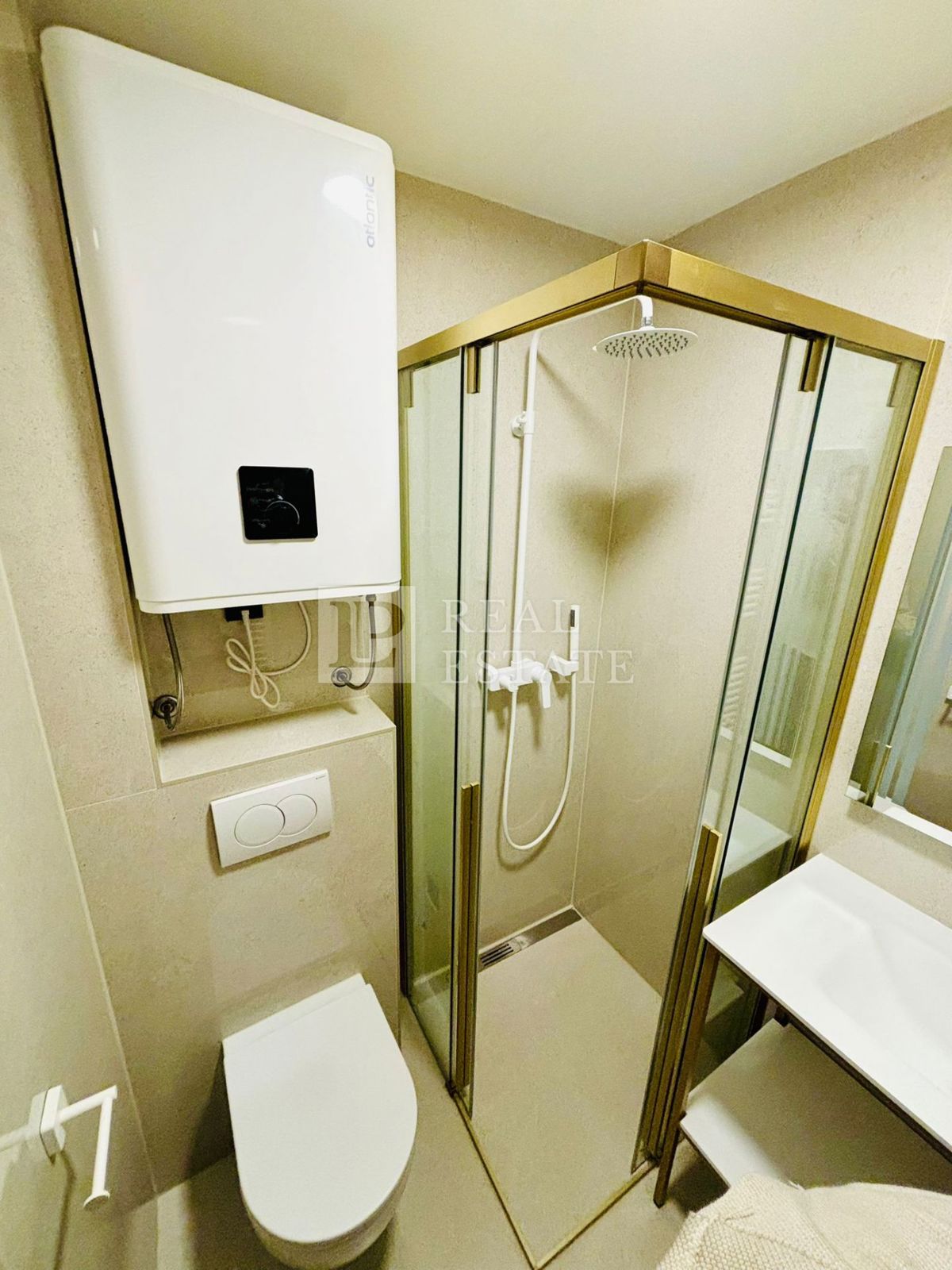 CRIKVENICA - impresivno stanovanje v luksuznem hotelskem kompleksu