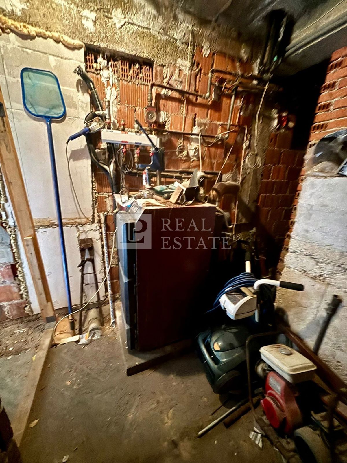 NOVI VINODOLSKI - trisobno stanovanje z ogromno teraso in čudovitim razgledom