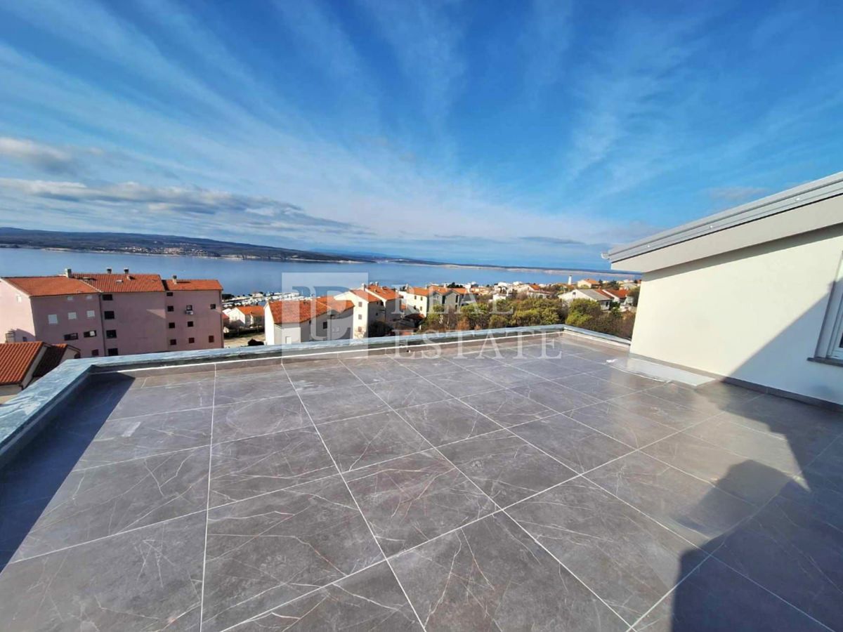 CRIKVENICA - 3-sobno stanovanje s panoramskim pogledom na morje