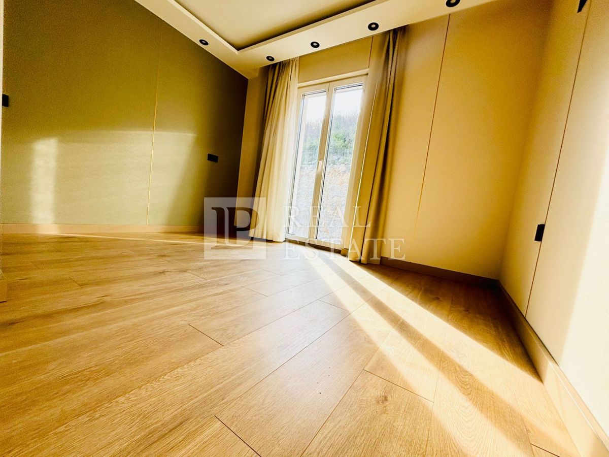 CRIKVENICA - privlačno stanovanje na odlični lokaciji