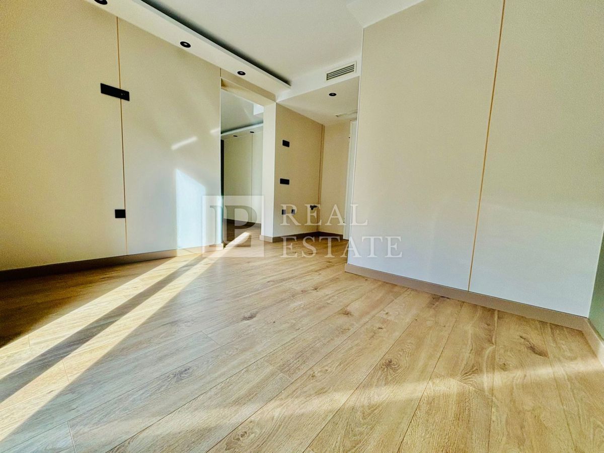 CRIKVENICA - privlačno stanovanje na odlični lokaciji