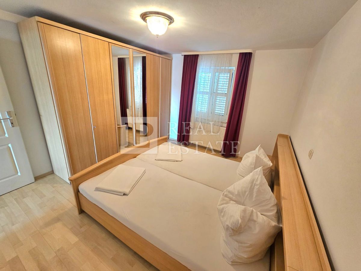 CRIKVENICA - apartmajska hiša z odprtim pogledom na morje