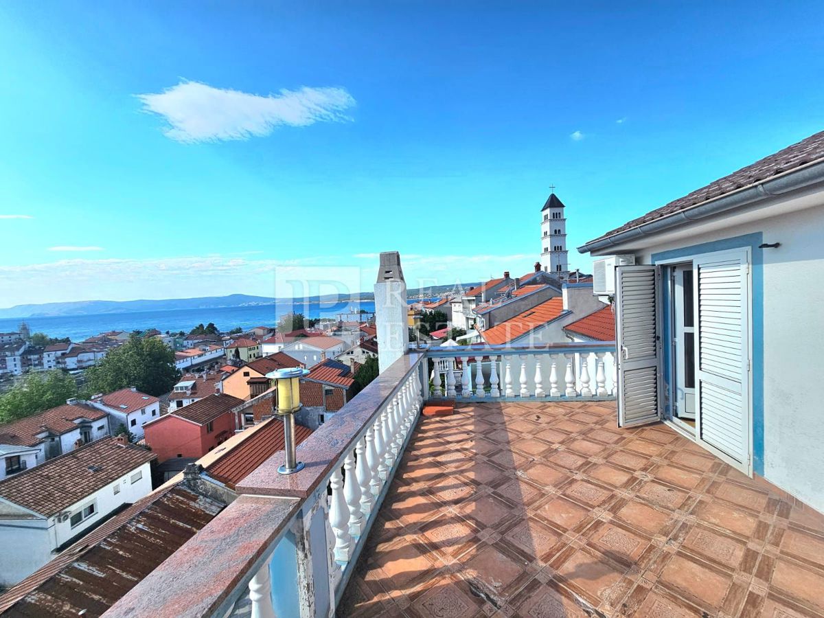 CRIKVENICA - apartmajska hiša z odprtim pogledom na morje
