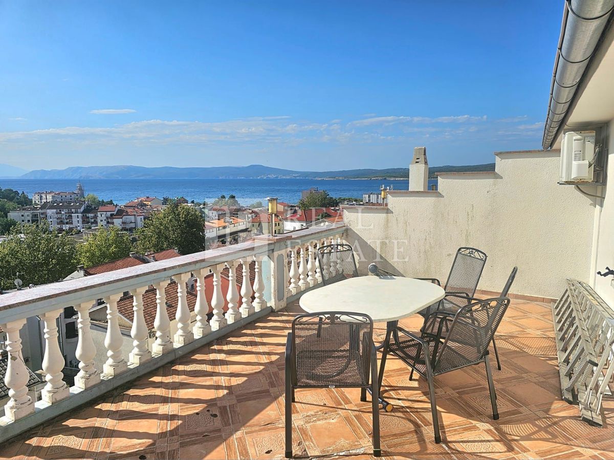 CRIKVENICA - apartmajska hiša z odprtim pogledom na morje