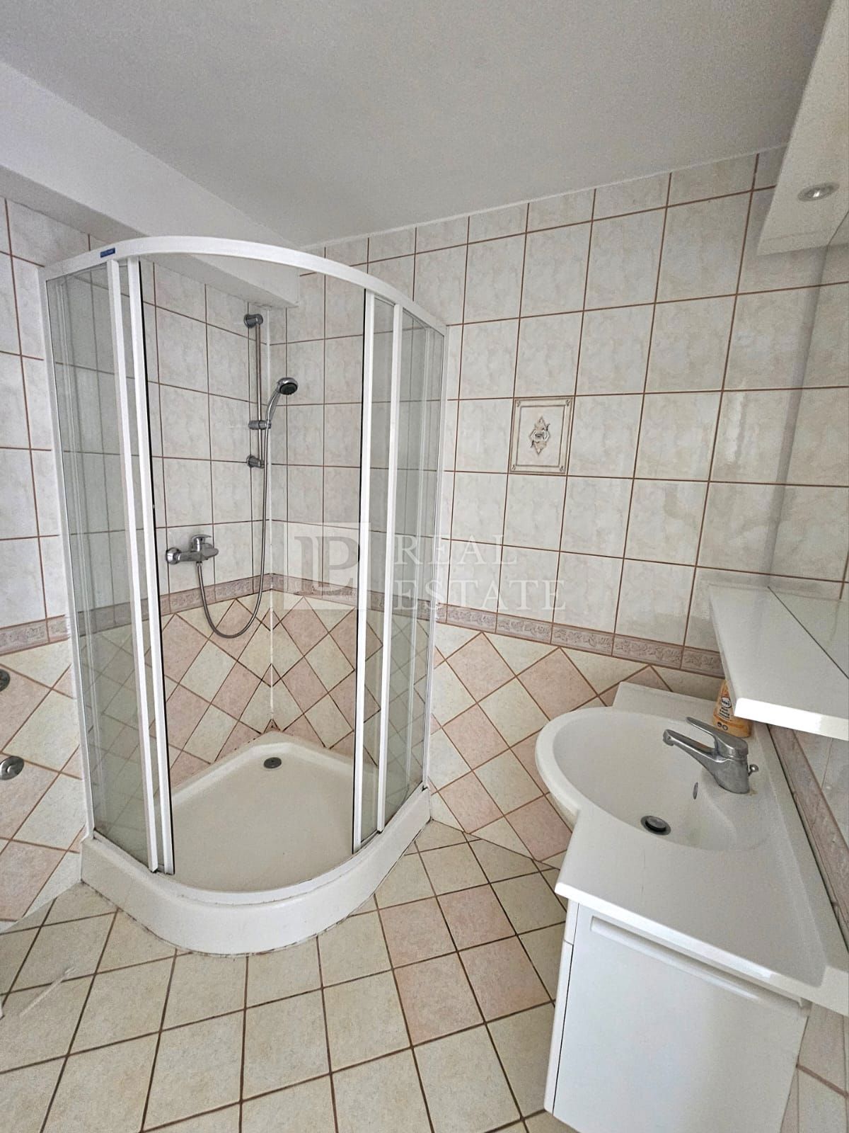 CRIKVENICA - apartmajska hiša z odprtim pogledom na morje