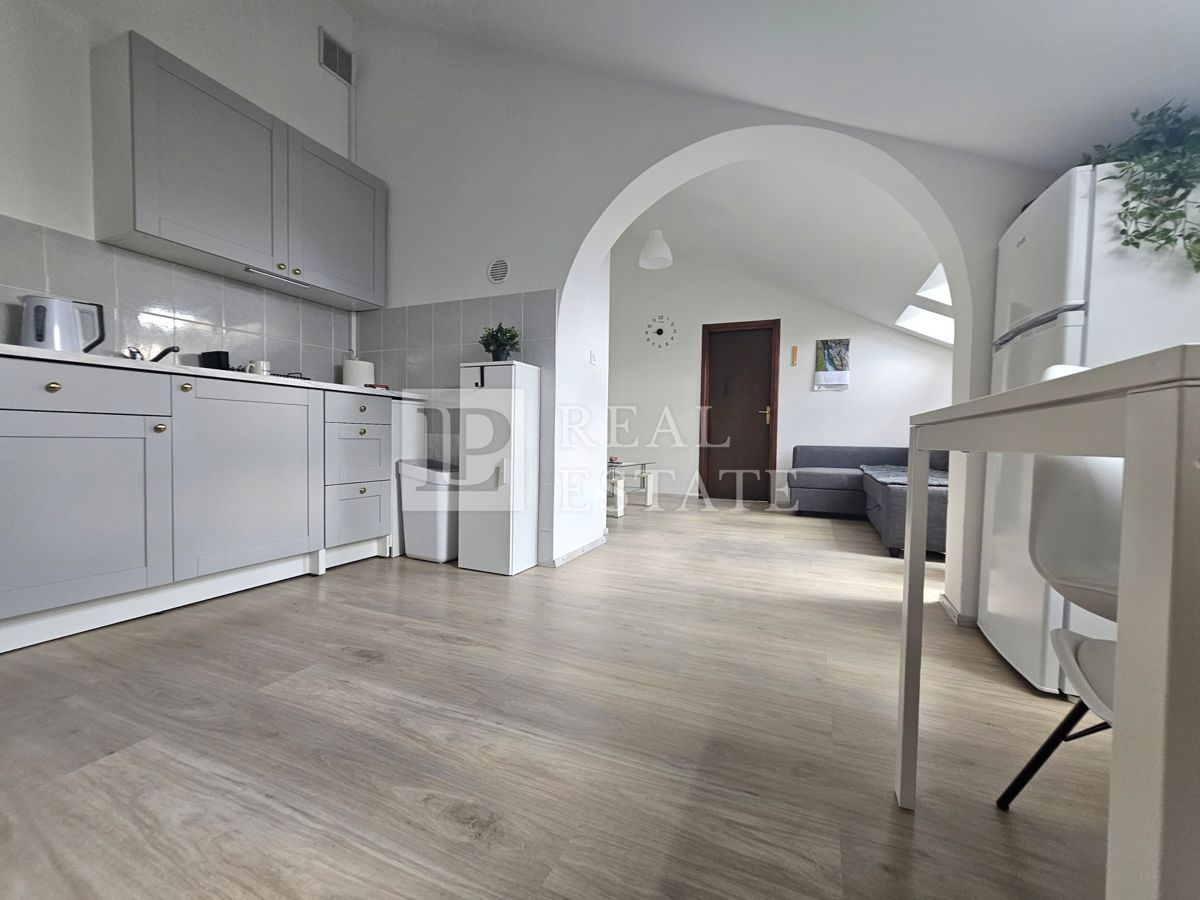 SELCE - EKSKLUZIVNA PRODAJA - apartma z odprtim pogledom na morje